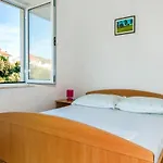 Apartment By The Sea Kanica, - 1101 Rogoznica (Sibenik-Knin)