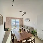 By The Sea Kanica, - 1101 Apartment