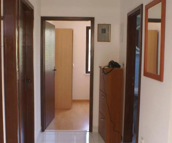 By The Sea Kanica, - 1101 Daire